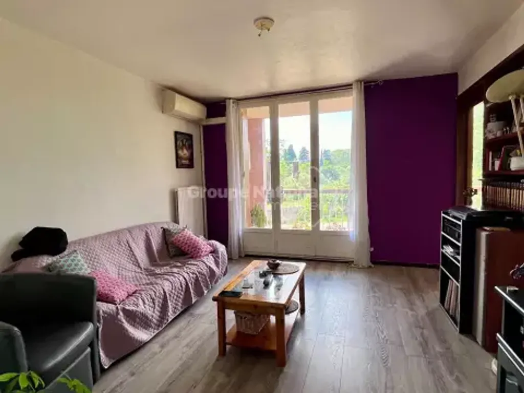 Achat appartement à vendre 4 pièces 78 m² - Arles