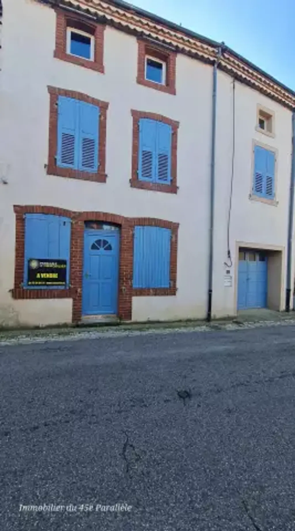 Achat maison à vendre 4 chambres 146 m² - Chantemerle-les-Blés