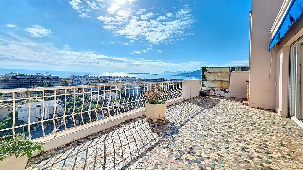 Achat appartement à vendre 3 pièces 59 m² - Antibes