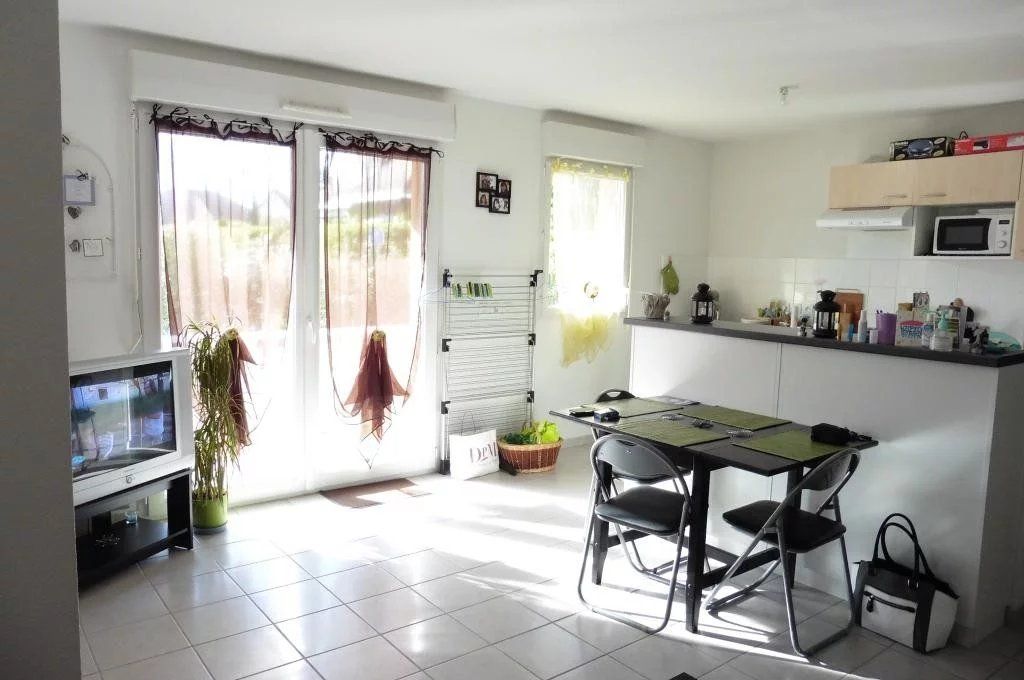 Achat appartement à vendre 2 pièces 43 m² - La Chaussée-Saint-Victor