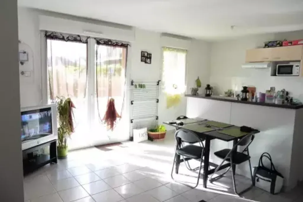 Achat appartement à vendre 2 pièces 43 m² - La Chaussée-Saint-Victor