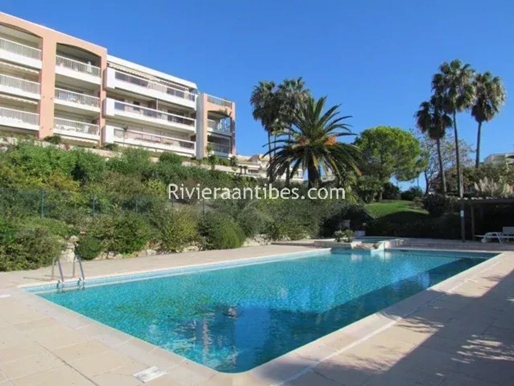 Achat appartement à vendre 4 pièces 100 m² - Antibes