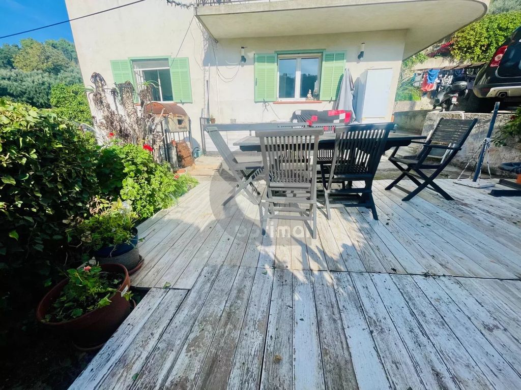 Achat appartement à vendre 4 pièces 87 m² - Menton