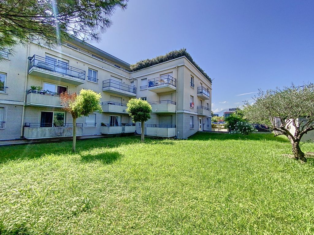 Achat appartement à vendre 2 pièces 42 m² - Cagnes-sur-Mer