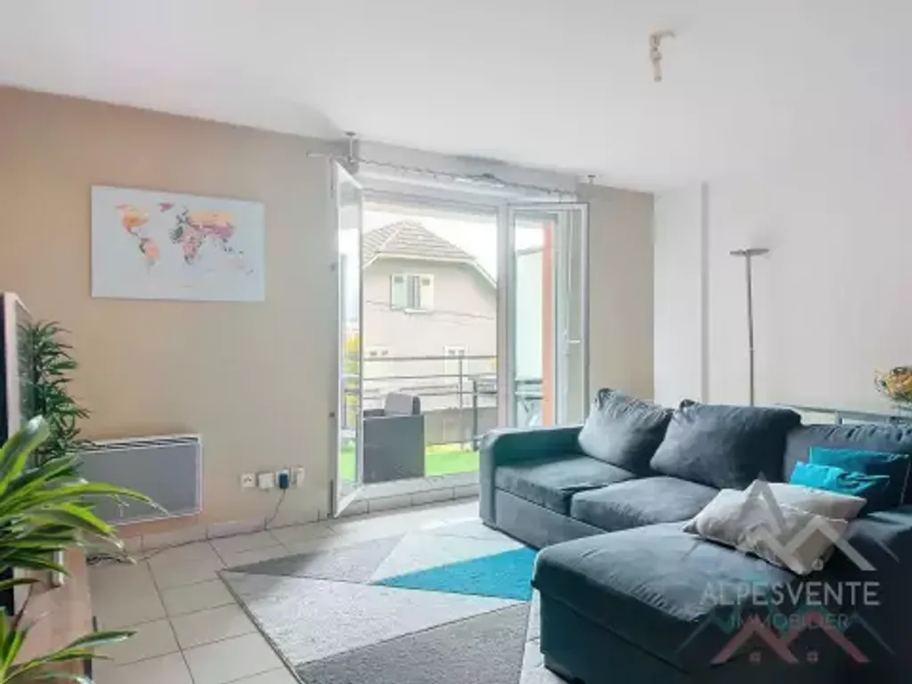 Achat appartement à vendre 2 pièces 56 m² - Ville-la-Grand