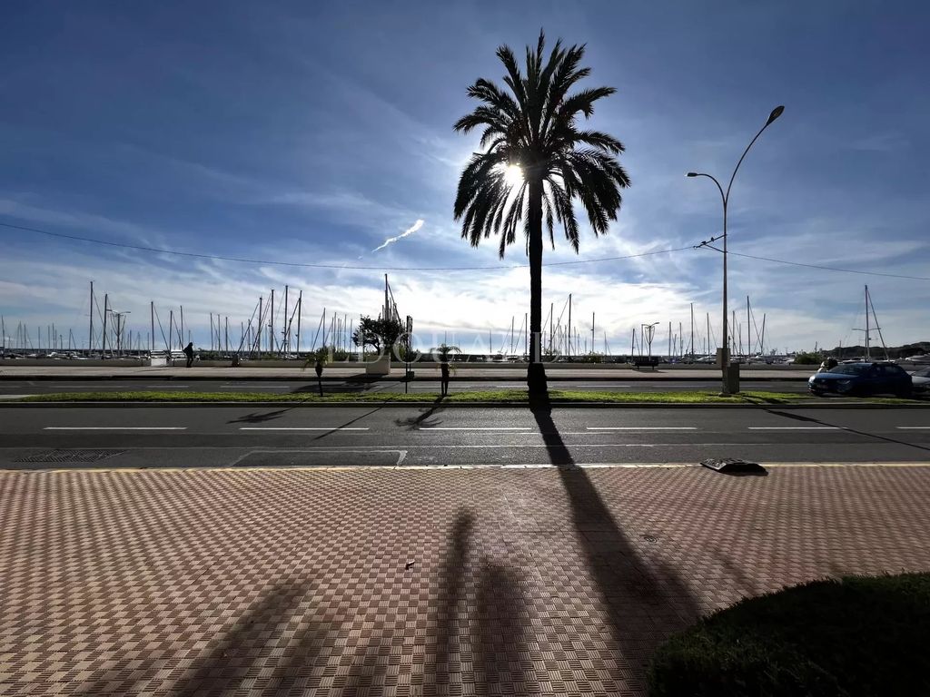 Achat appartement à vendre 3 pièces 59 m² - Menton