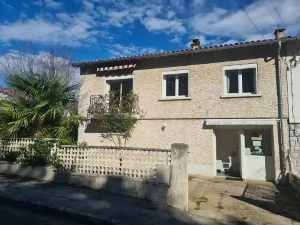 Achat maison à vendre 3 chambres 121 m² - Castres