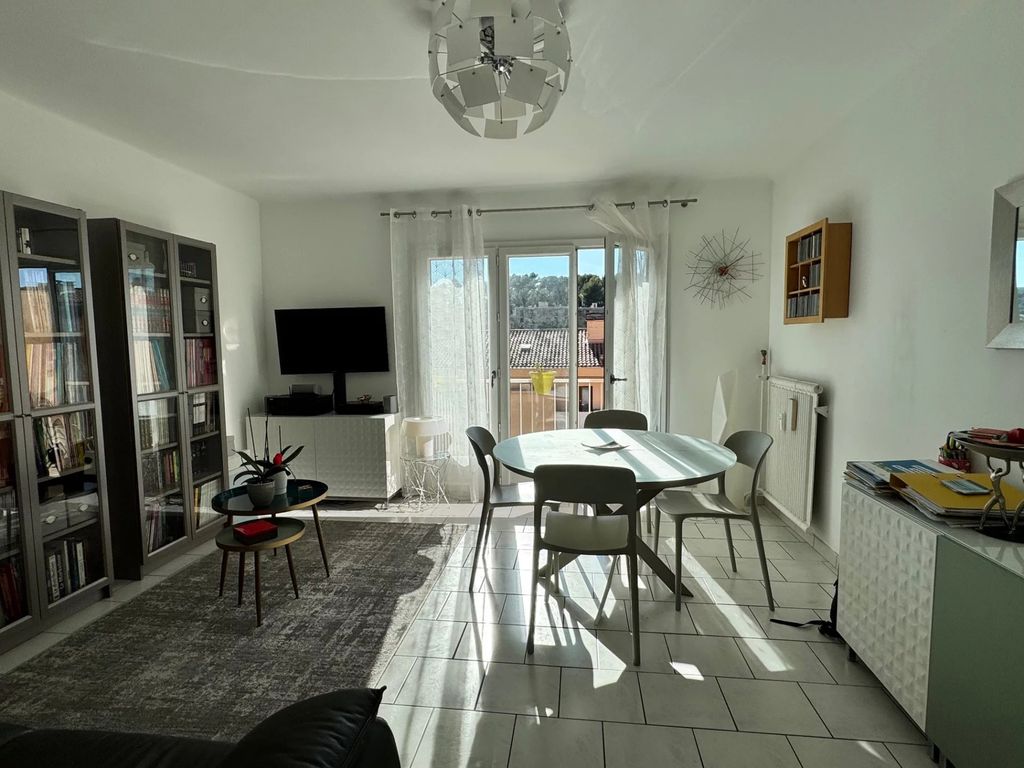 Achat appartement à vendre 4 pièces 78 m² - Aix-en-Provence