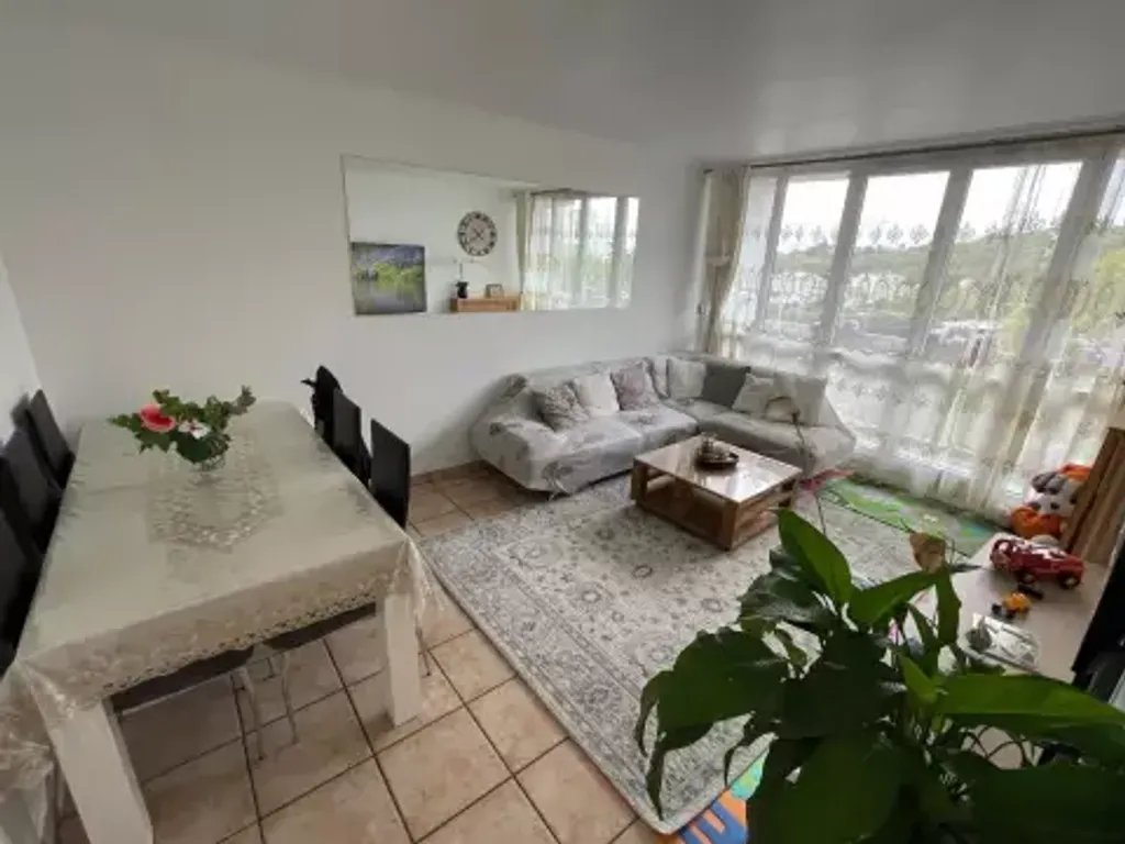 Achat appartement à vendre 4 pièces 83 m² - Chelles