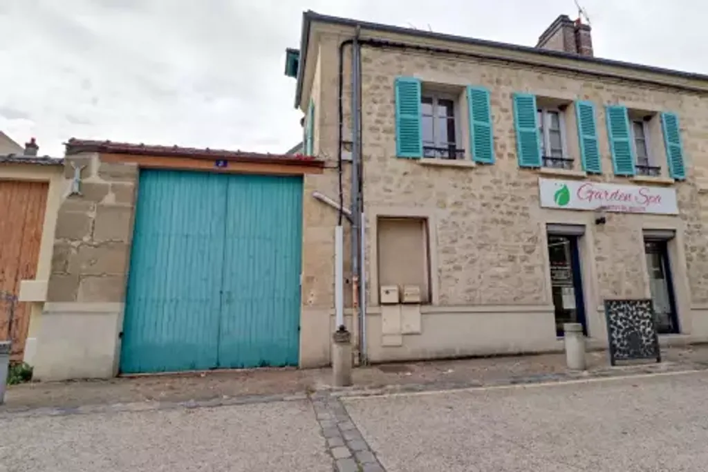 Achat maison à vendre 3 chambres 174 m² - Neuville-sur-Oise