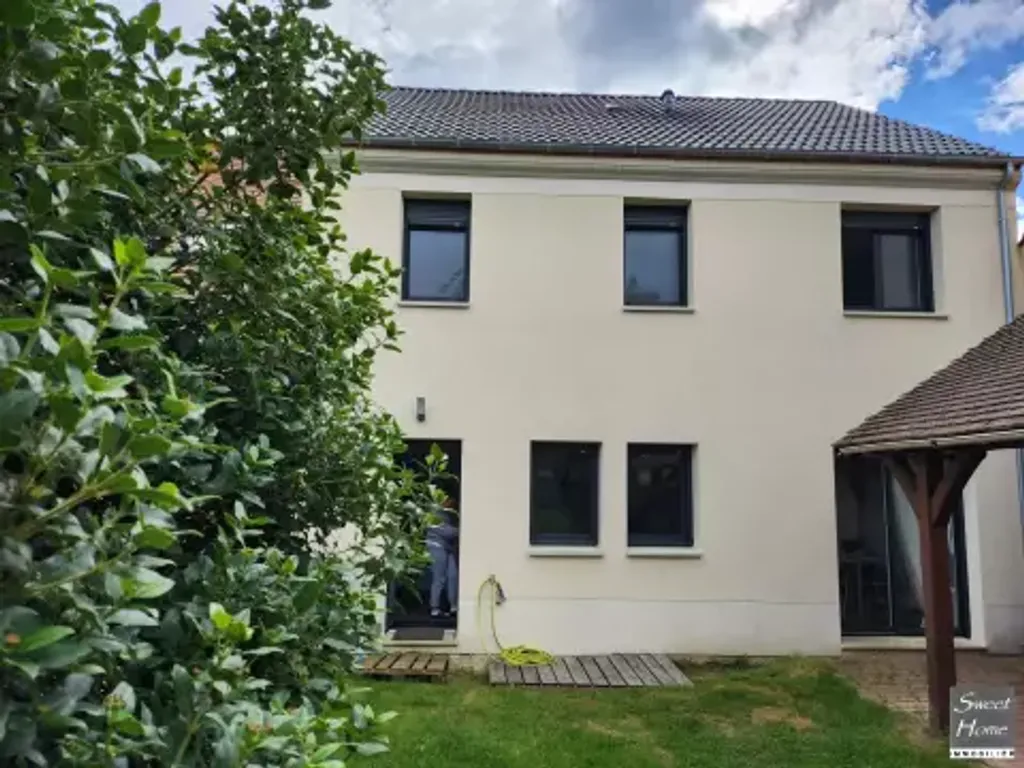 Achat maison à vendre 3 chambres 102 m² - Magny-les-Hameaux