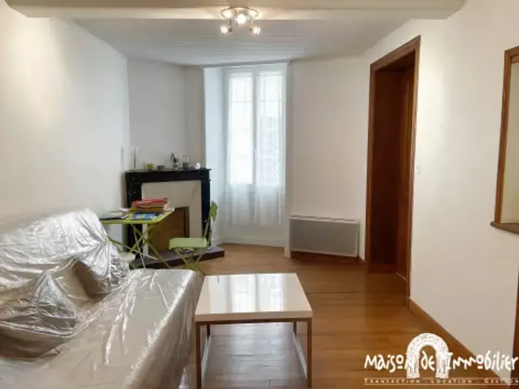 Achat maison à vendre 2 chambres 88 m² - Cognac