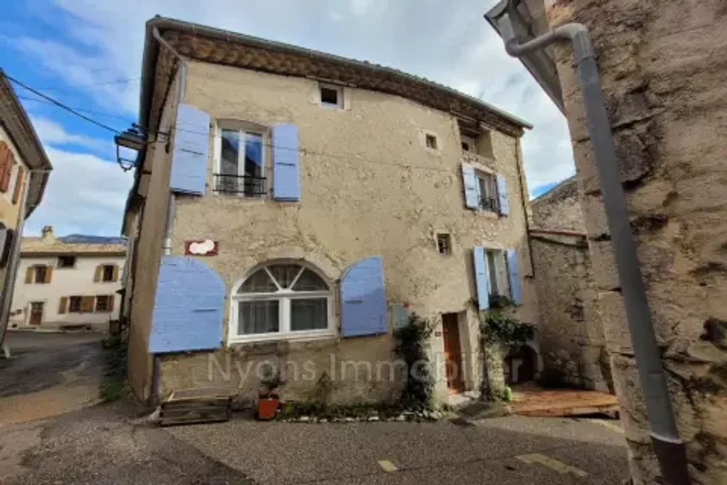 Achat maison à vendre 3 chambres 97 m² - La Motte-Chalancon