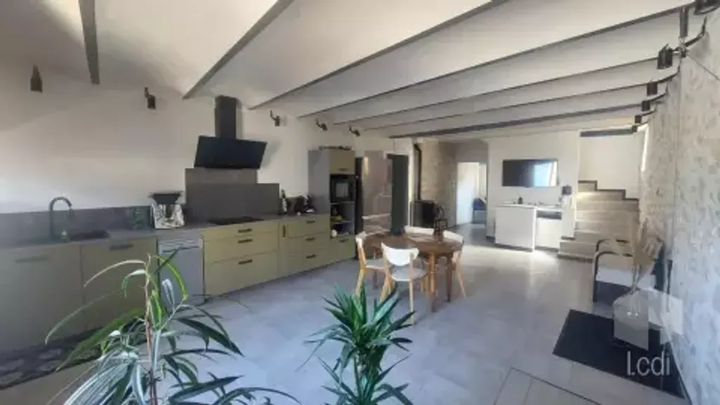 Achat maison à vendre 2 chambres 90 m² - Saint-Jean-de-Maruéjols-et-Avéjan