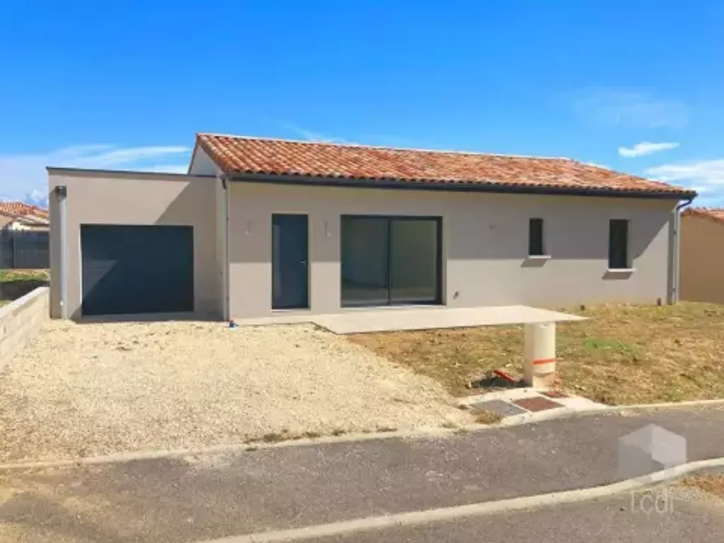 Achat maison à vendre 3 chambres 100 m² - Montélimar