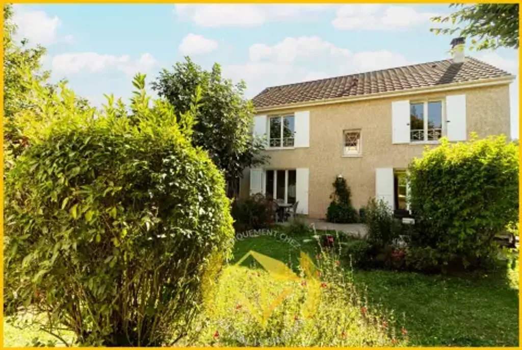 Achat maison à vendre 4 chambres 129 m² - Cergy