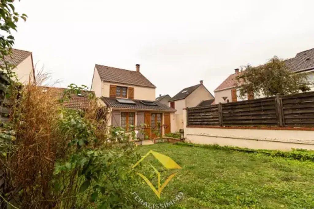 Achat maison à vendre 4 chambres 102 m² - Jouy-le-Moutier