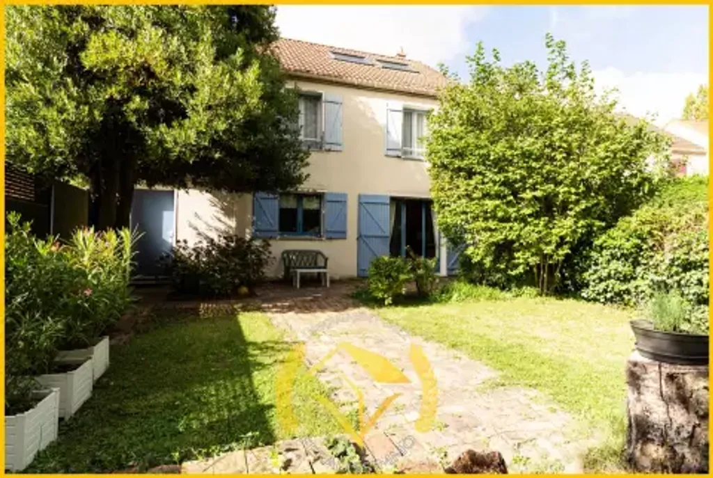 Achat maison à vendre 4 chambres 107 m² - Jouy-le-Moutier