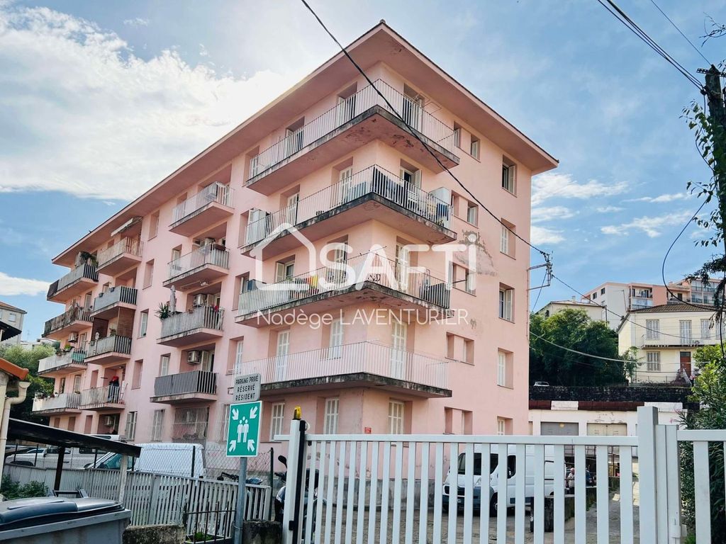 Achat appartement à vendre 3 pièces 57 m² - Ajaccio