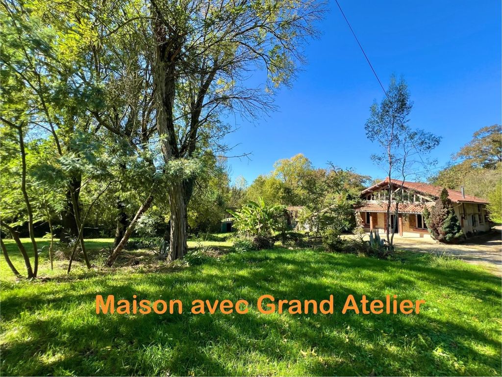 Achat maison à vendre 4 chambres 161 m² - Eauze