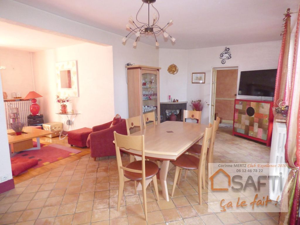 Achat maison à vendre 5 chambres 169 m² - Neauphle-le-Château