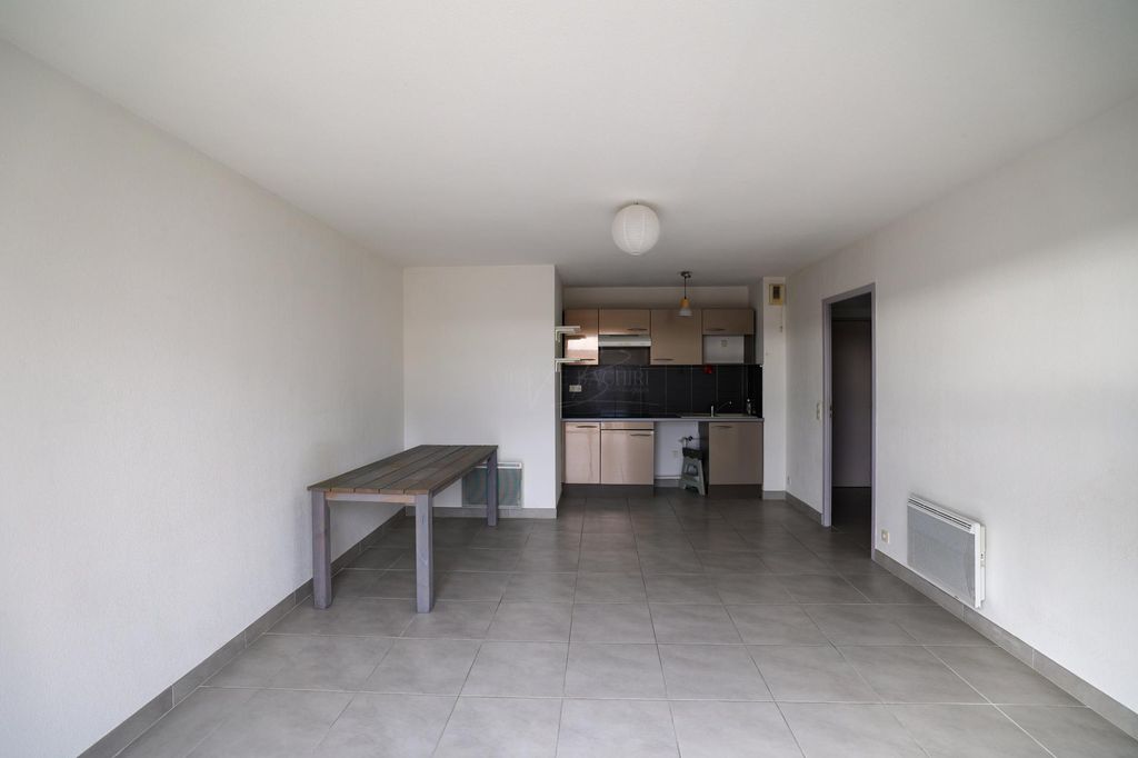 Achat appartement à vendre 2 pièces 45 m² - Narbonne