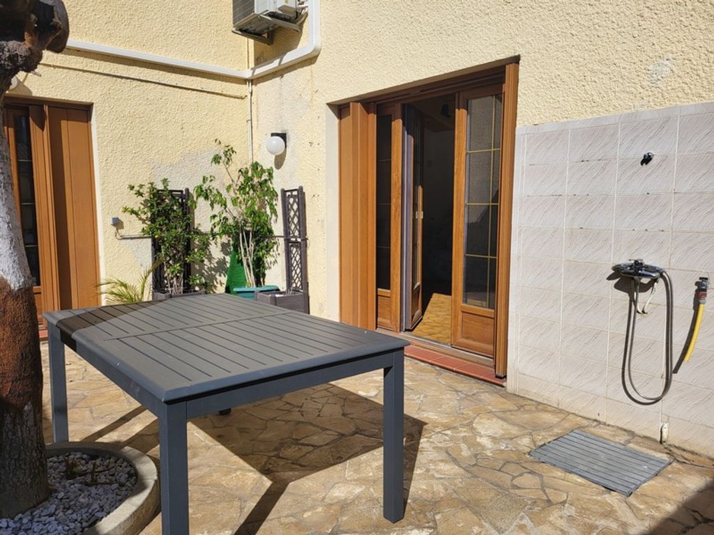 Achat maison à vendre 2 chambres 70 m² - Saint-Cyprien