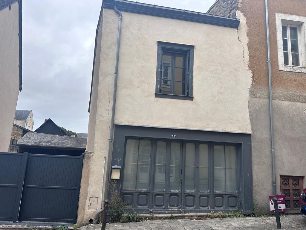 Achat maison à vendre 2 chambres 79 m² - Craon