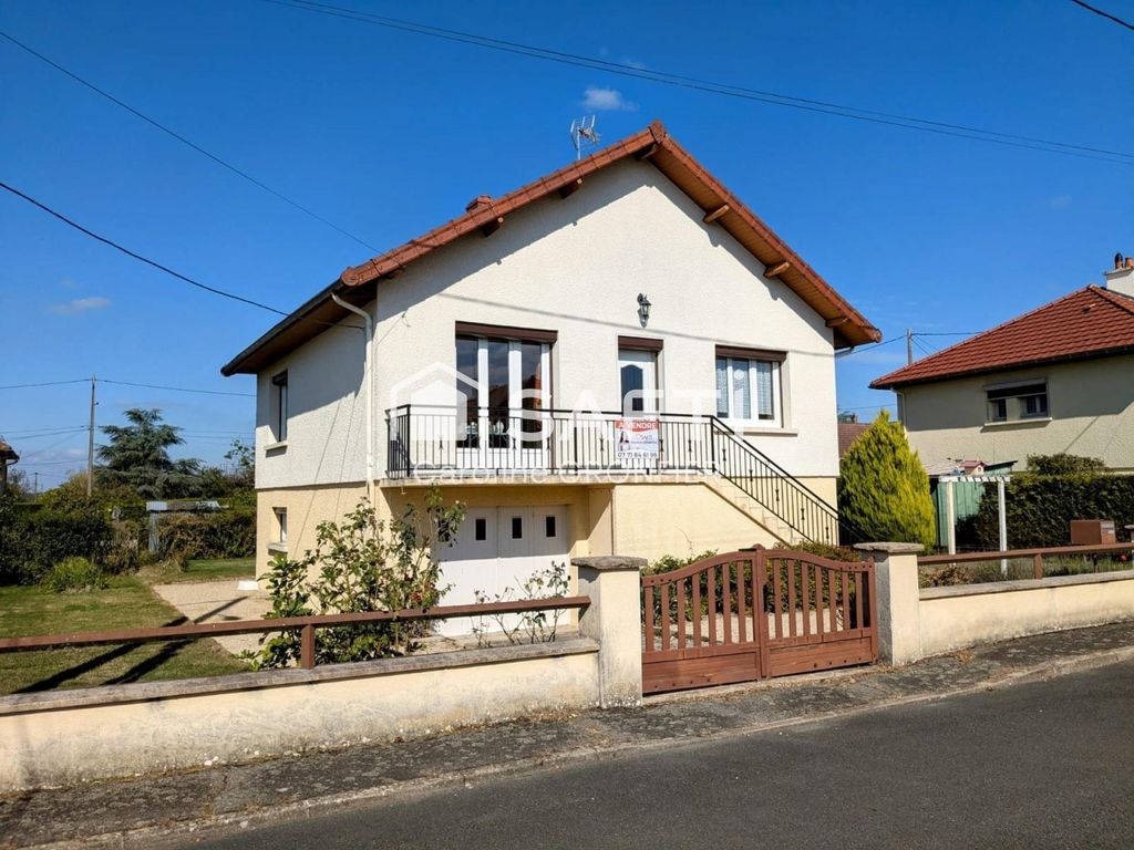 Achat maison à vendre 2 chambres 94 m² - Génelard