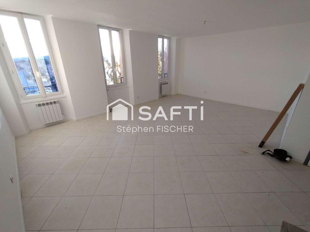 Achat appartement à vendre 3 pièces 71 m² - Le Luc