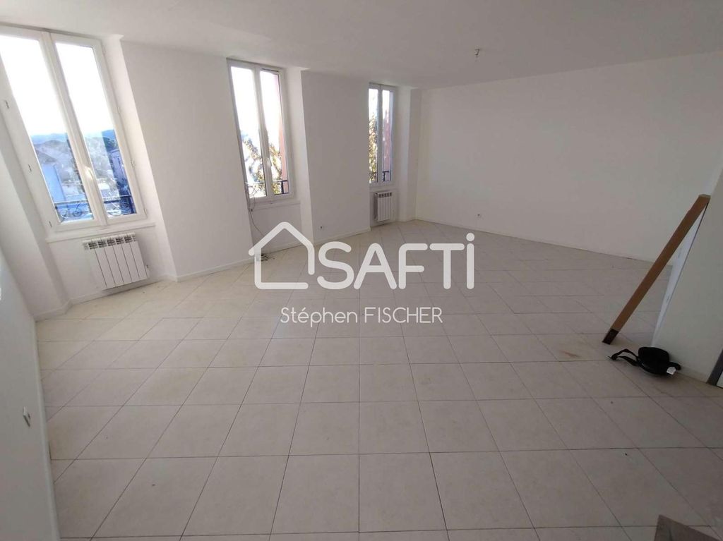 Achat appartement à vendre 3 pièces 71 m² - Le Luc