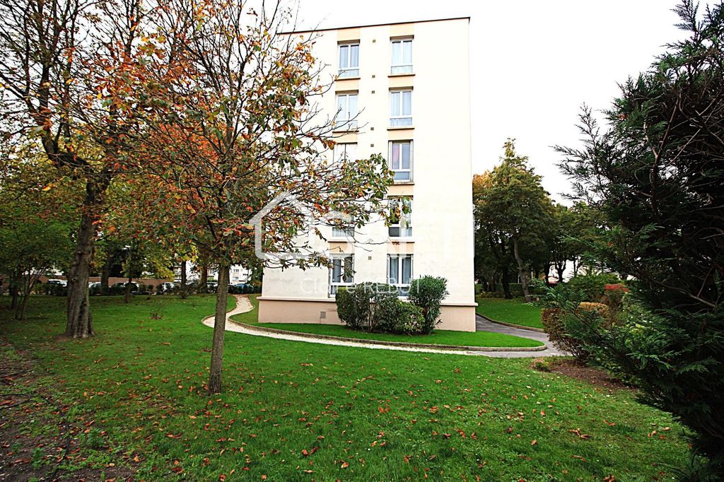 Achat appartement à vendre 4 pièces 65 m² - Livry-Gargan