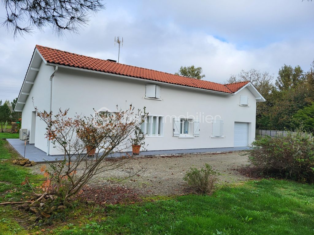 Achat maison à vendre 5 chambres 177 m² - Aire-sur-l'Adour