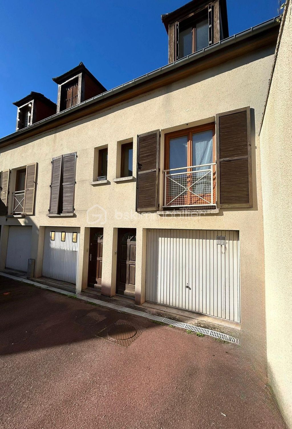 Achat maison à vendre 2 chambres 79 m² - Saint-Fargeau-Ponthierry