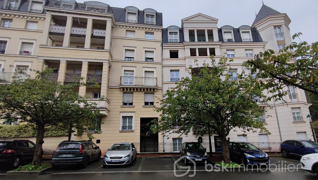 Achat appartement à vendre 3 pièces 63 m² - Le Plessis-Robinson