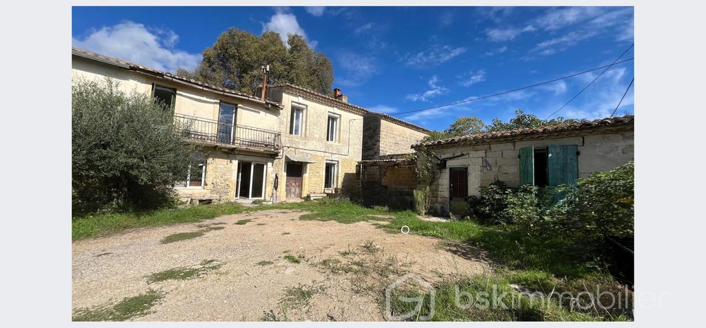 Achat maison à vendre 6 chambres 172 m² - Gallargues-le-Montueux