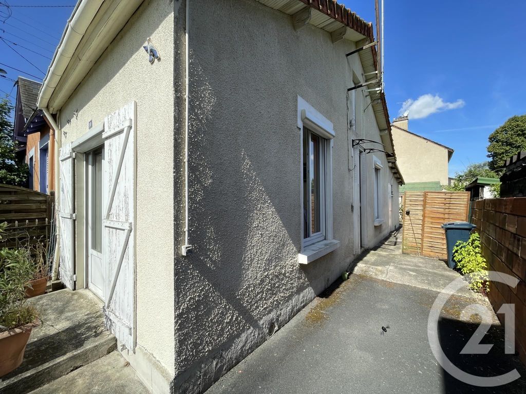 Achat maison à vendre 1 chambre 48 m² - Châteauroux