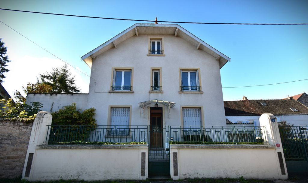 Achat maison à vendre 4 chambres 142 m² - Beaune