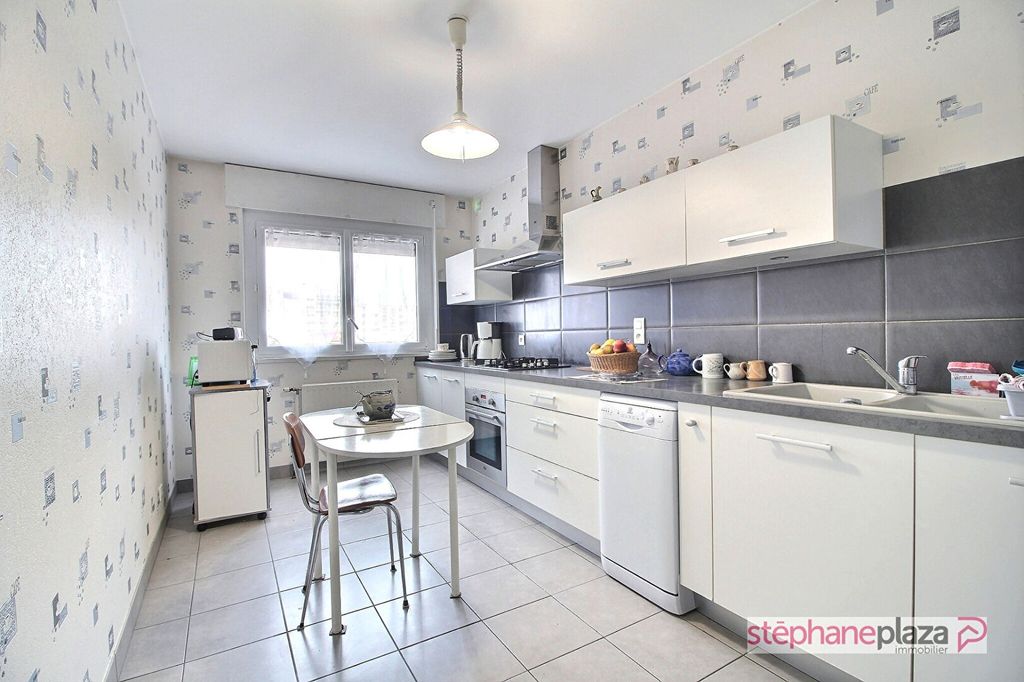 Achat appartement à vendre 3 pièces 67 m² - Saint-Étienne