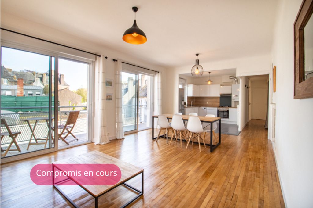 Achat appartement à vendre 5 pièces 99 m² - Hennebont