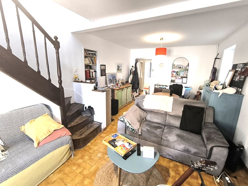 Achat maison à vendre 2 chambres 73 m² - Angoulême