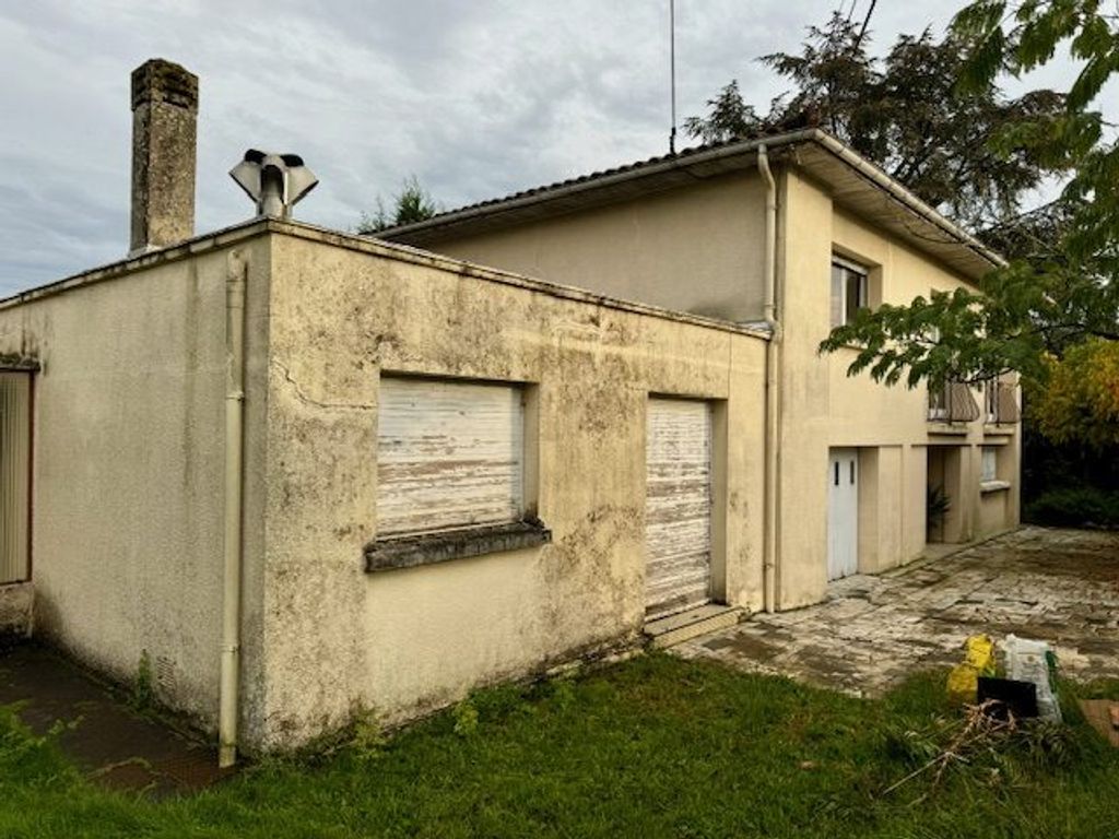 Achat maison à vendre 5 chambres 146 m² - Gradignan