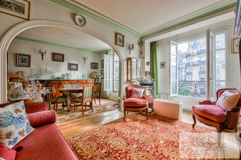 Achat appartement à vendre 3 pièces 62 m² - Paris 18ème arrondissement