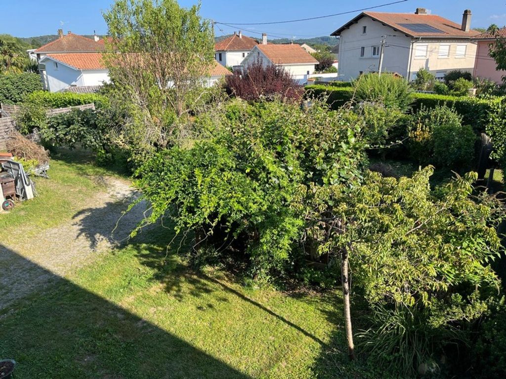 Achat maison à vendre 3 chambres 141 m² - Séméac