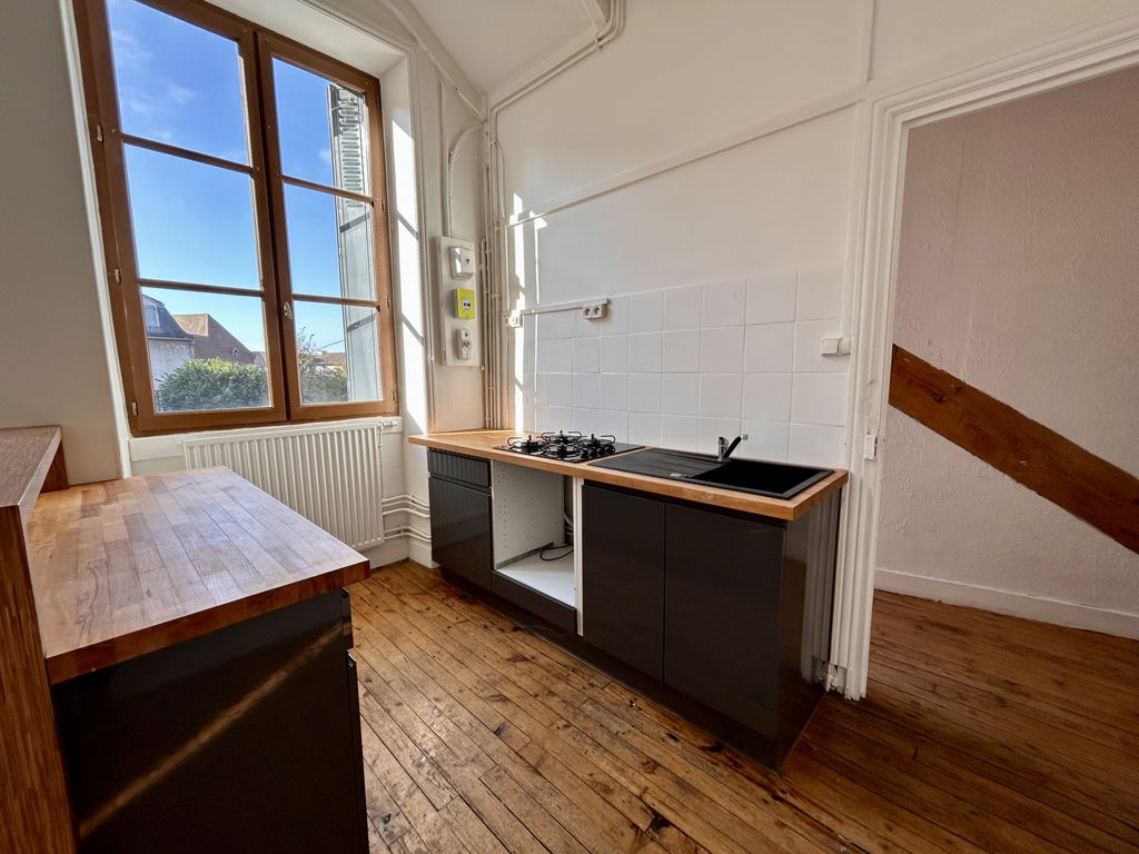 Achat loft à vendre 4 pièces 103 m² - Charlieu