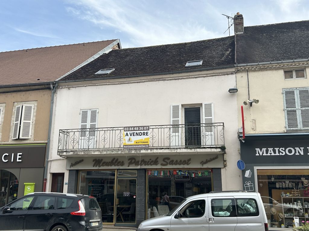 Achat appartement à vendre 6 pièces 146 m² - Bletterans