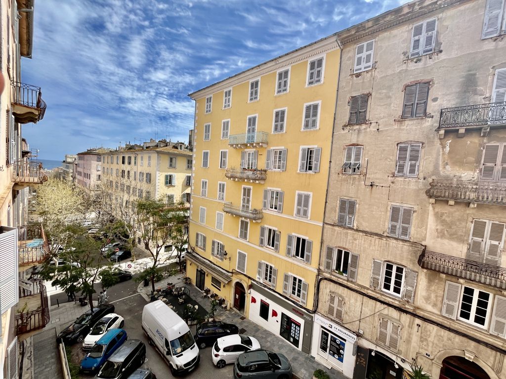 Achat appartement à vendre 3 pièces 61 m² - San-Martino-di-Lota