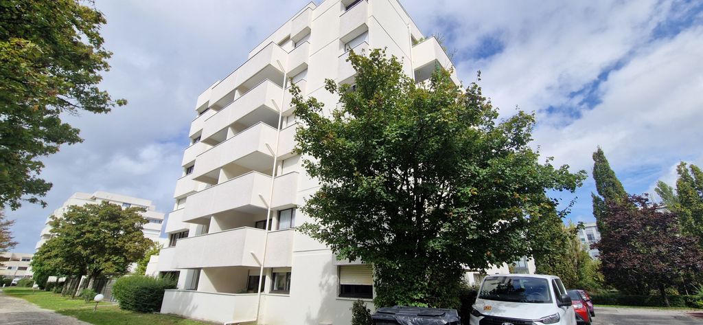 Achat appartement à vendre 2 pièces 63 m² - Mérignac