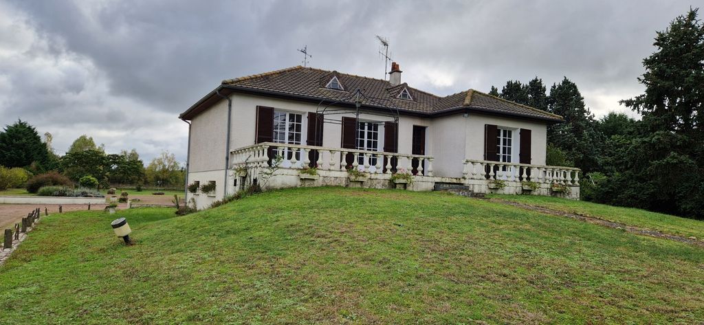 Achat maison à vendre 3 chambres 94 m² - Champigny-sur-Veude