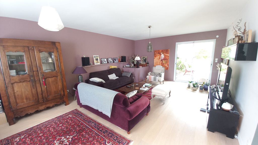 Achat maison à vendre 4 chambres 140 m² - Pocé-les-Bois